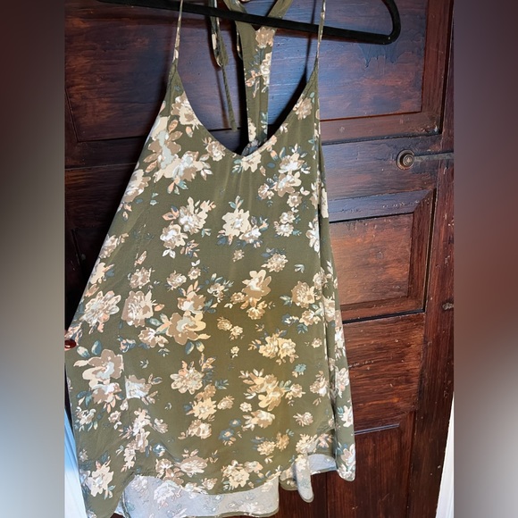 O’Neill Floral Dress - Picture 2 of 5